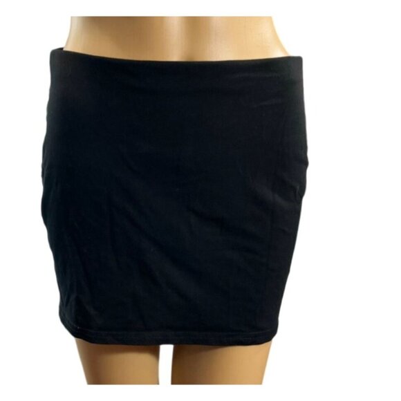 (5 for $25) H&M Divided Little Black Mini Skirt Size Small - Picture 3 of 5